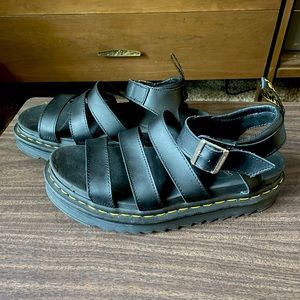 Dr Martens BLAIRE HYDRO LEATHER STRAP SANDALS